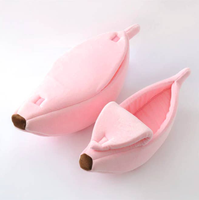 Banana Shape Pet Bed House - Brown