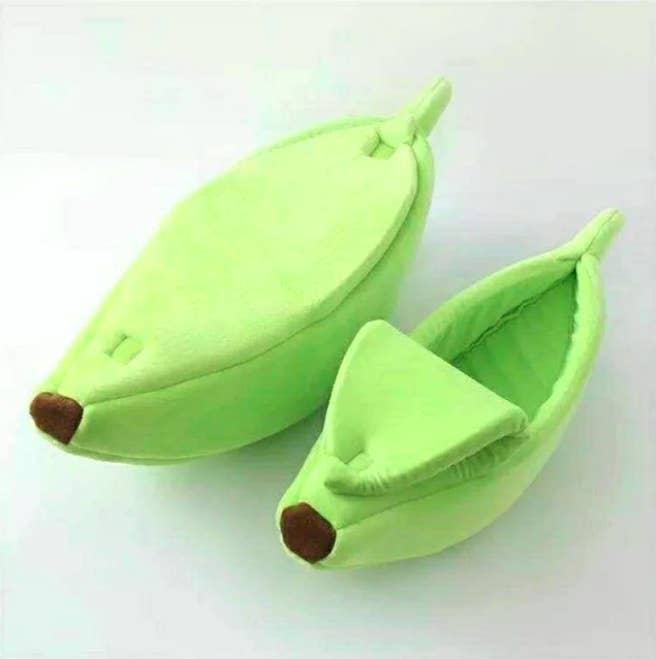 Banana Shape Pet Bed House - Green