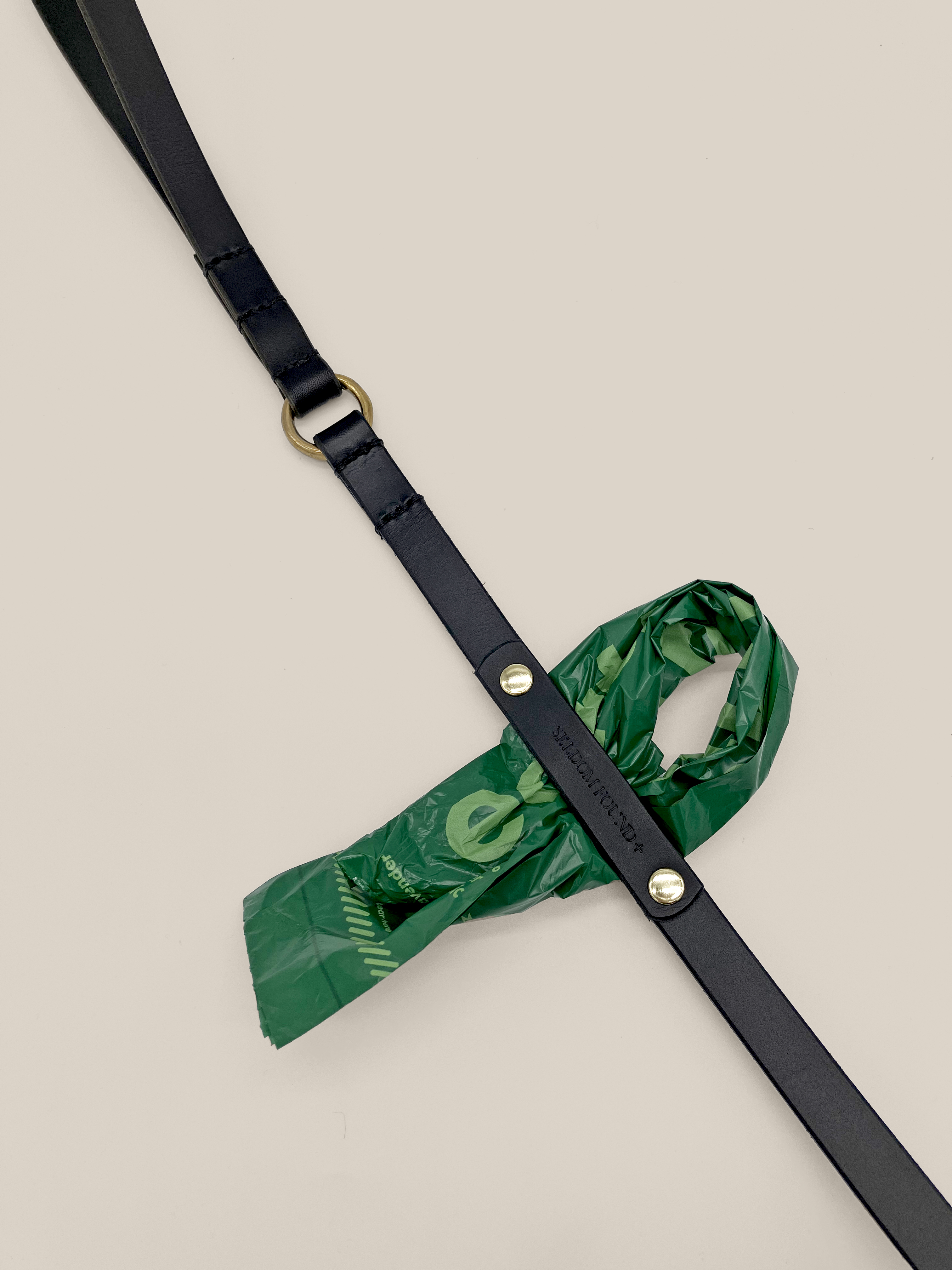 Black Leather 'Artisan 03' Dog Lead