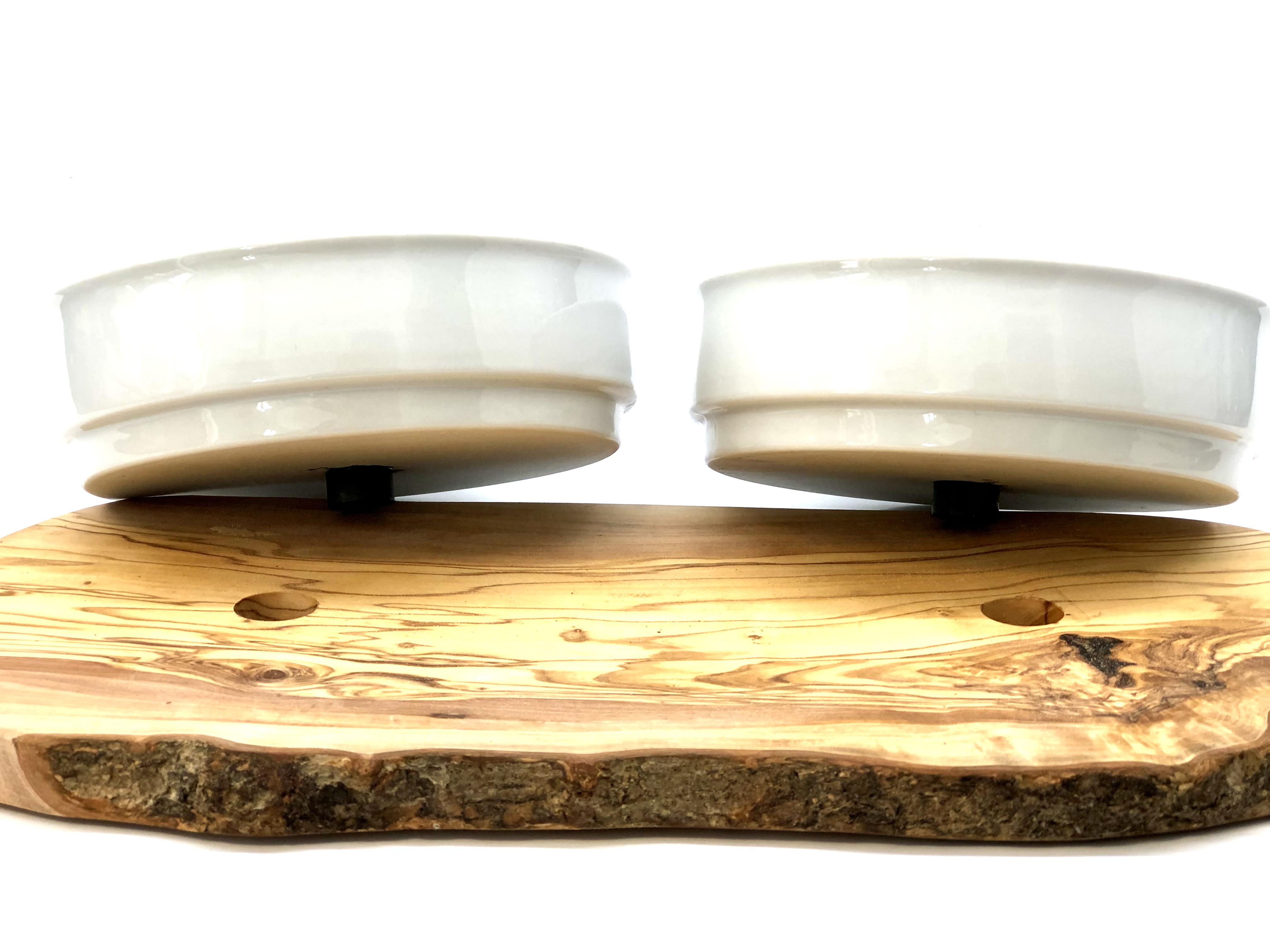RUSTY PLUS feeding station (2 x 1.5 liter porcelain bowl) "jacked up" for food & water