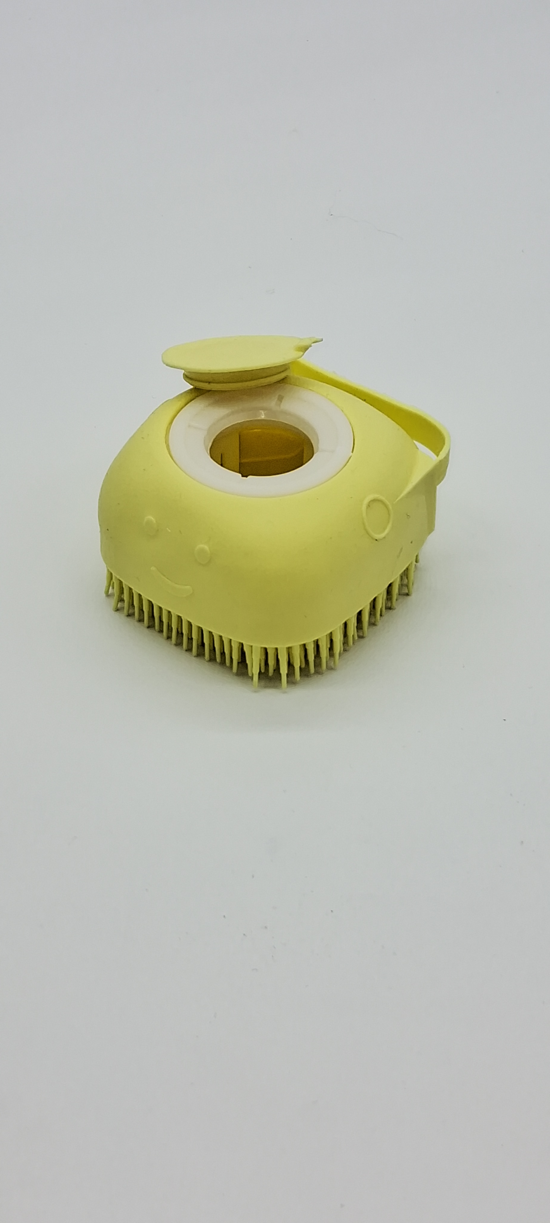 Pamper Shampoo & Massage Brush - Yellow