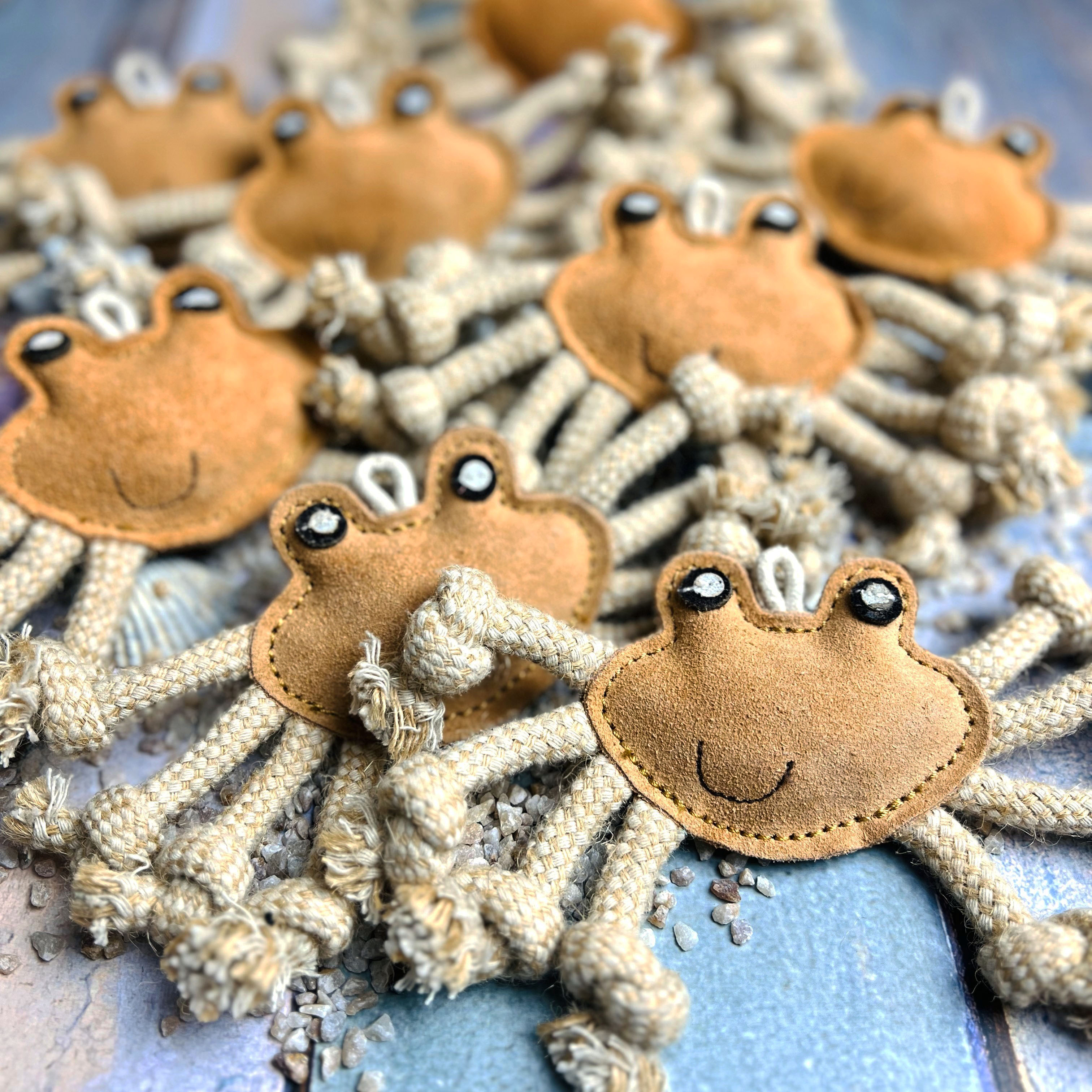 Natural toy for dogs SMALL CRAB